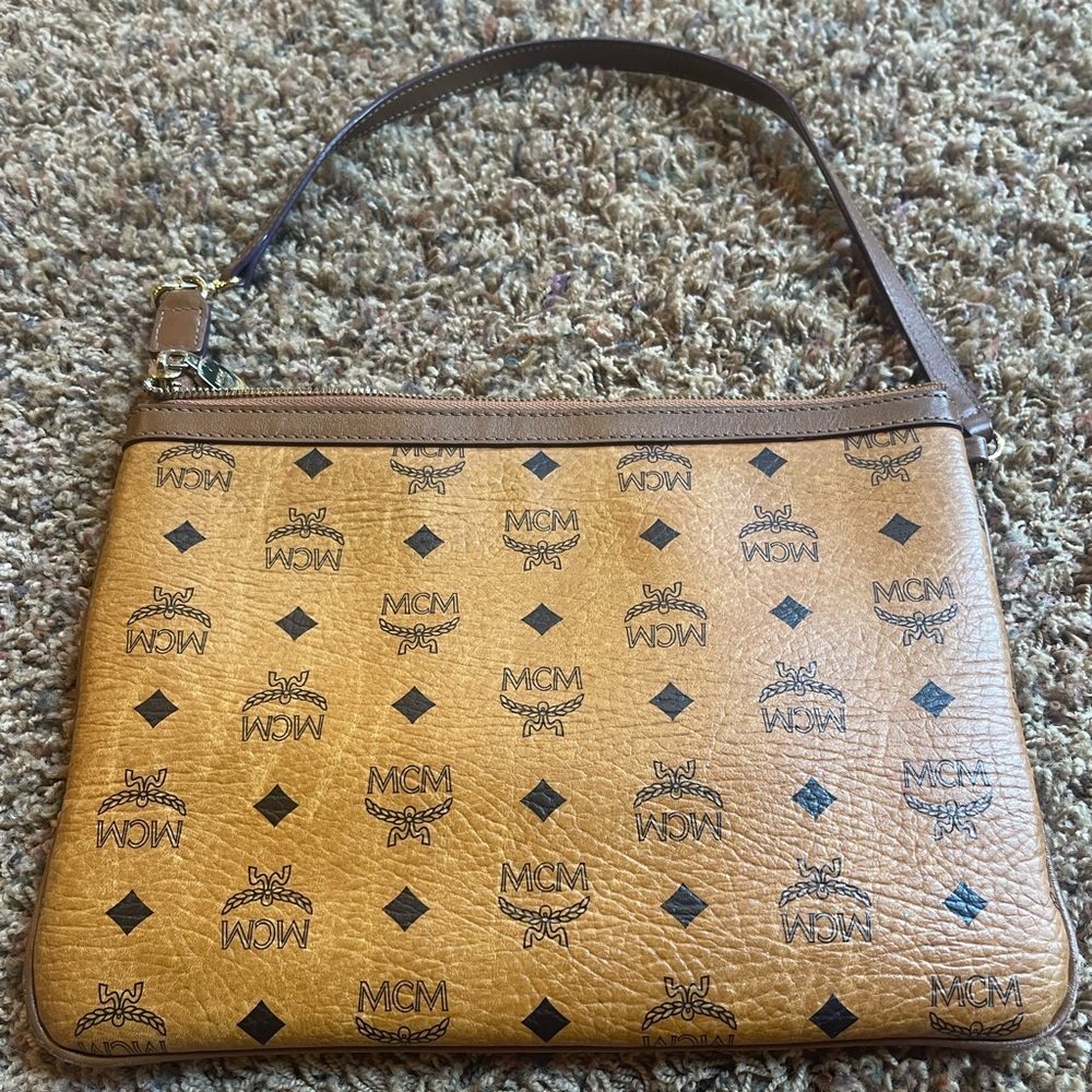 MCM Visetos Original Pouch Medium